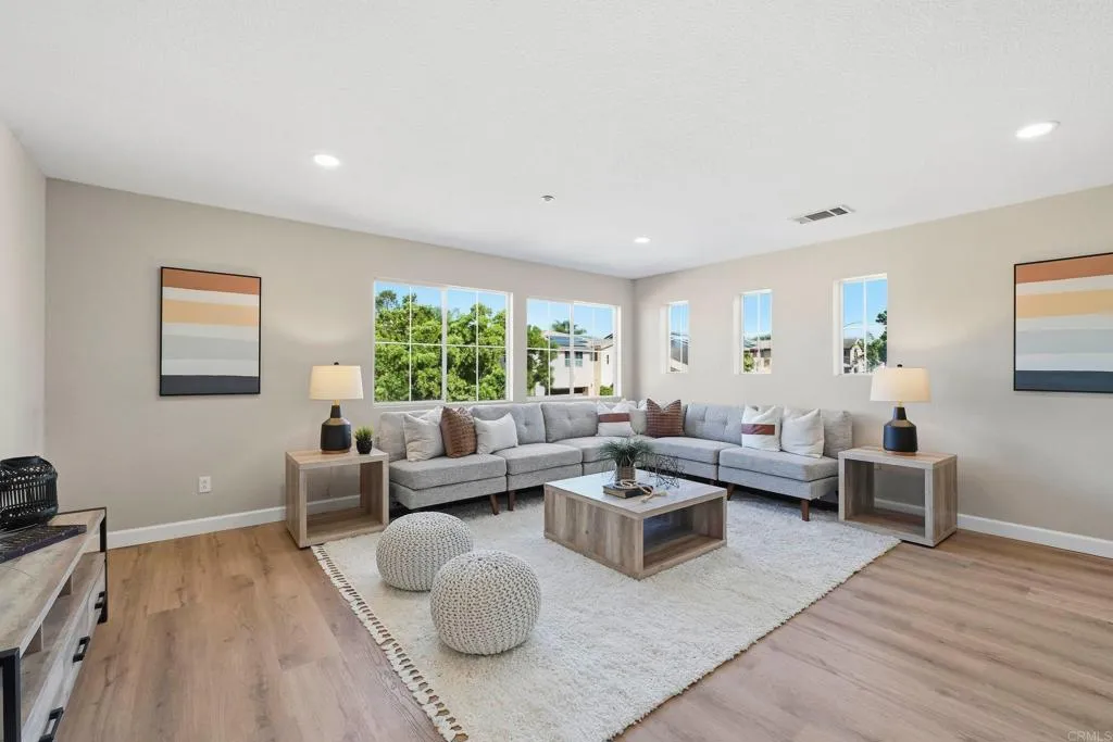 16488 Fox Valley Drive