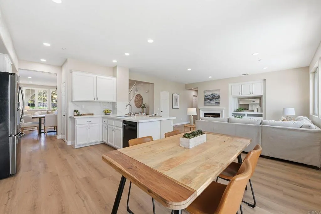 16488 Fox Valley Drive