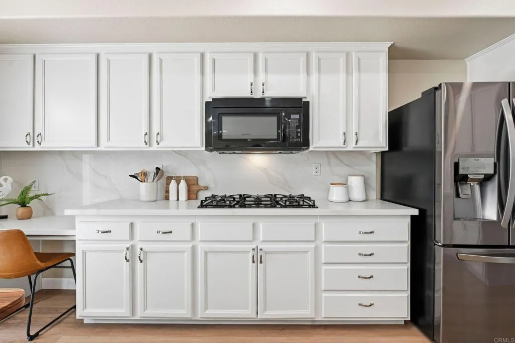 16488 Fox Valley Drive