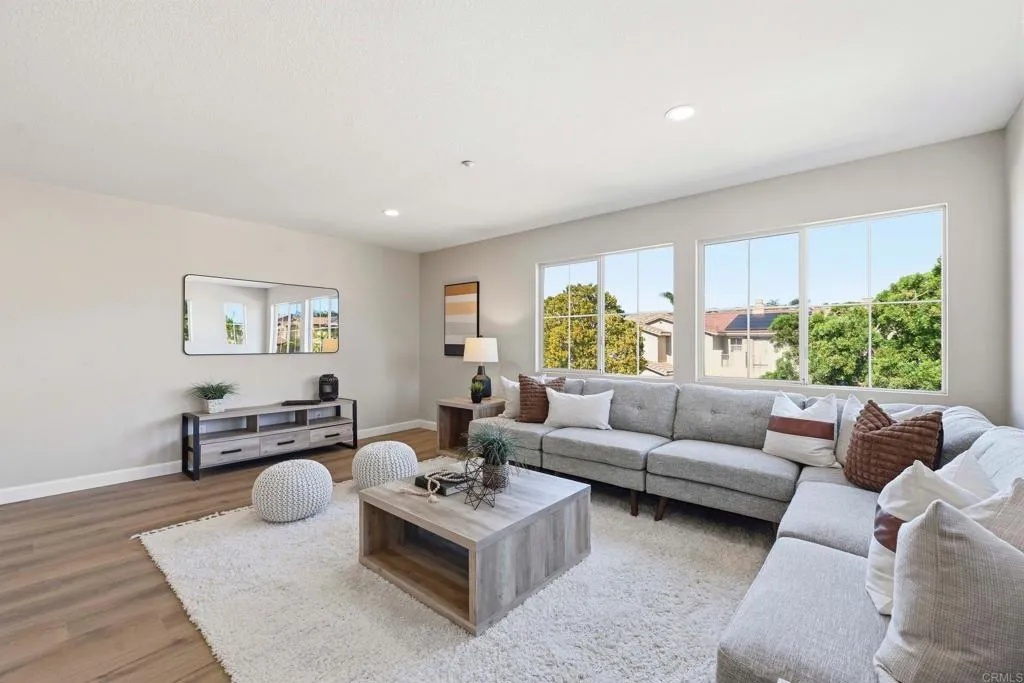 16488 Fox Valley Drive