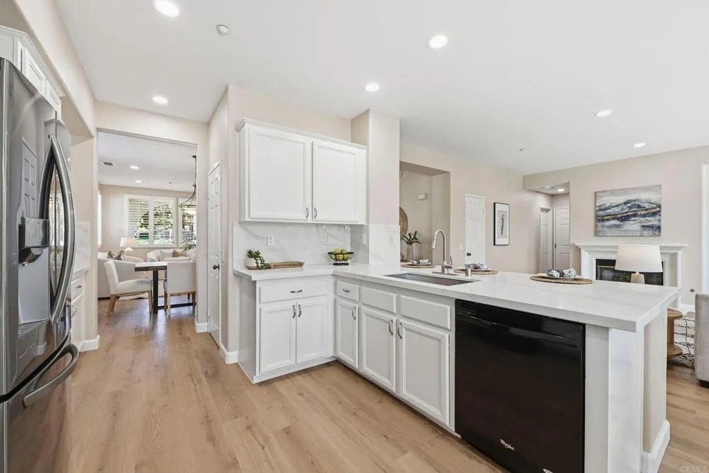 16488 Fox Valley Drive