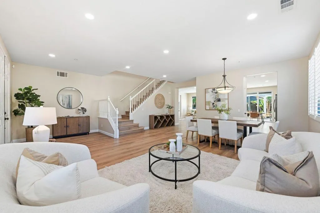 16488 Fox Valley Drive