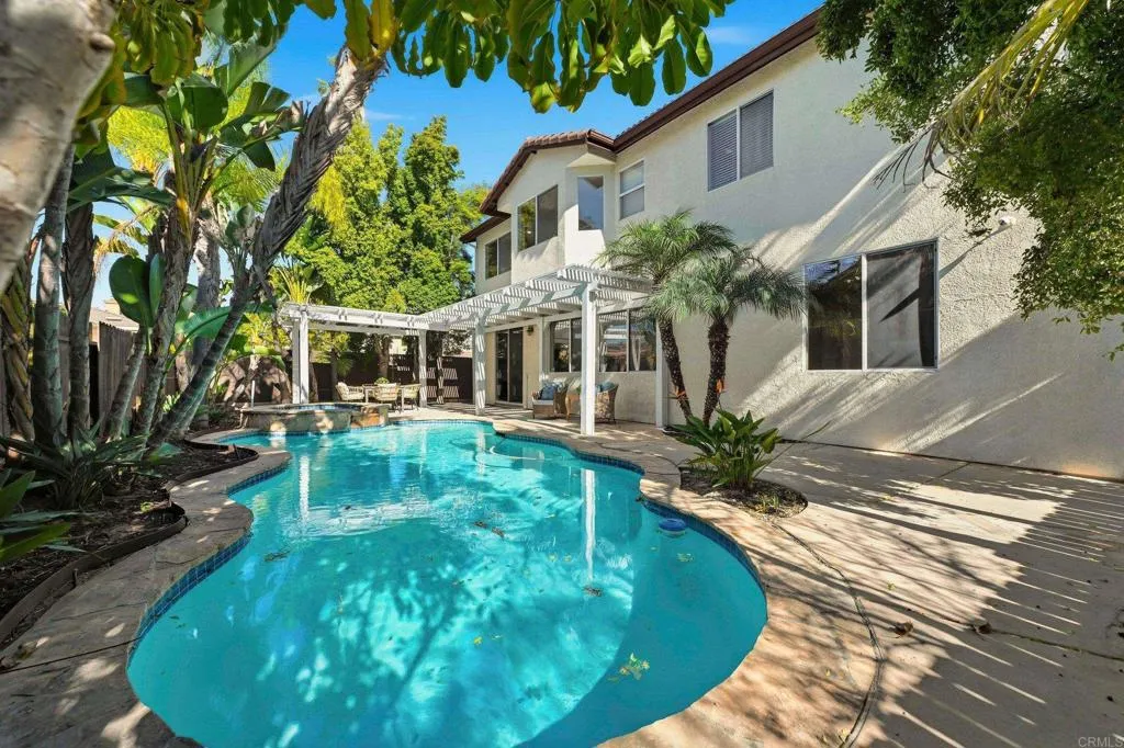 16488 Fox Valley Drive