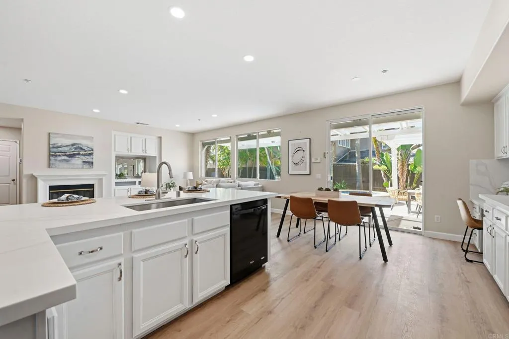 16488 Fox Valley Drive