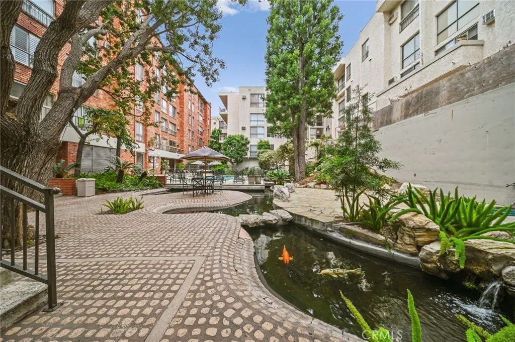 1440 Veteran Avenue Unit 241