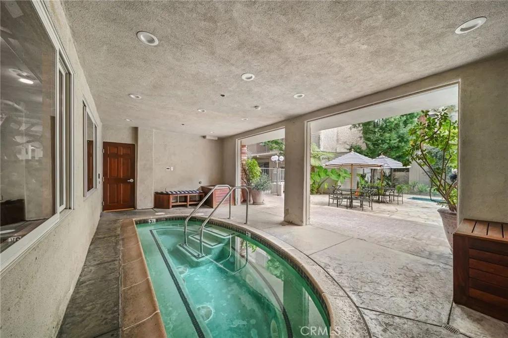 1440 Veteran Avenue Unit 241