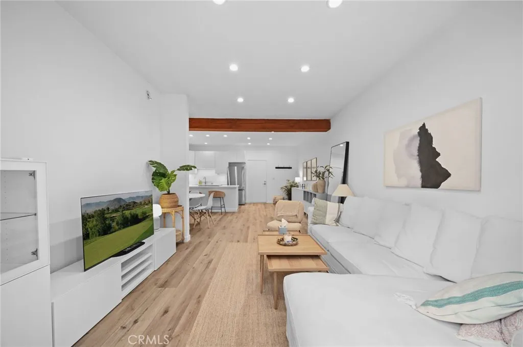 1440 Veteran Avenue Unit 241