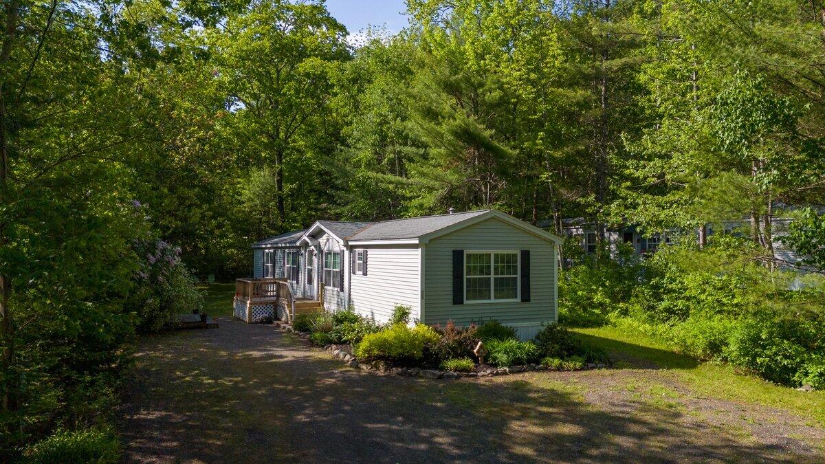 10 Mountainside Park