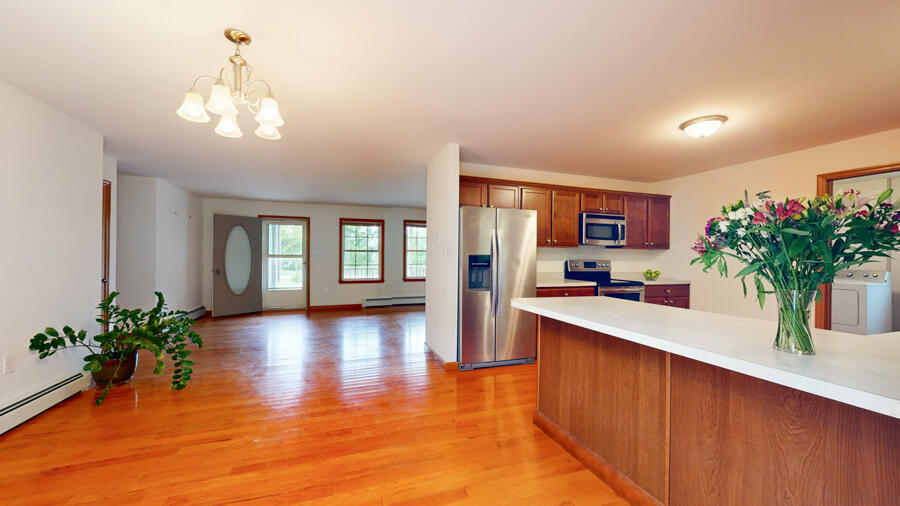 27 Bobolink Lane