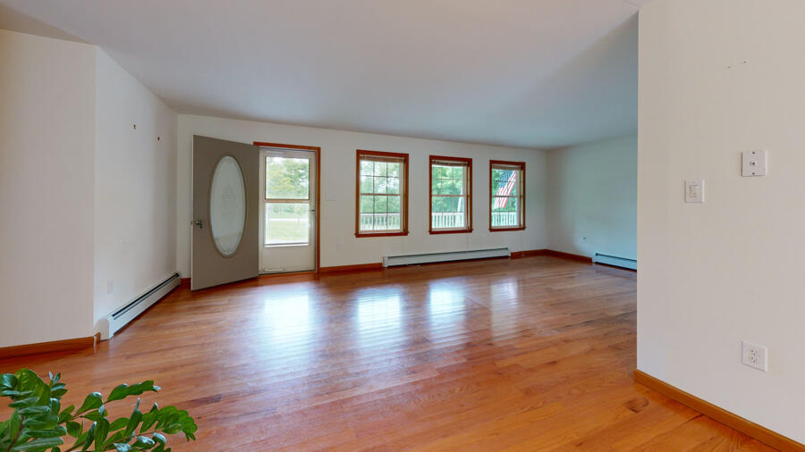 27 Bobolink Lane