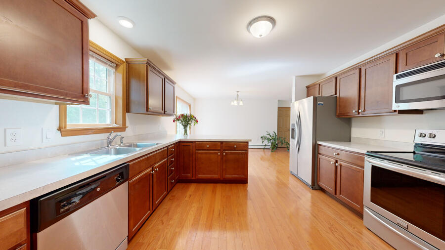 27 Bobolink Lane
