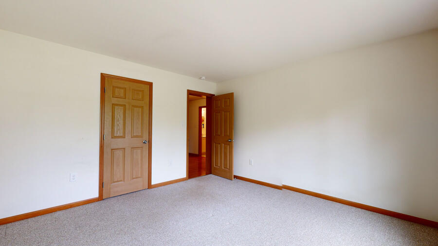 27 Bobolink Lane