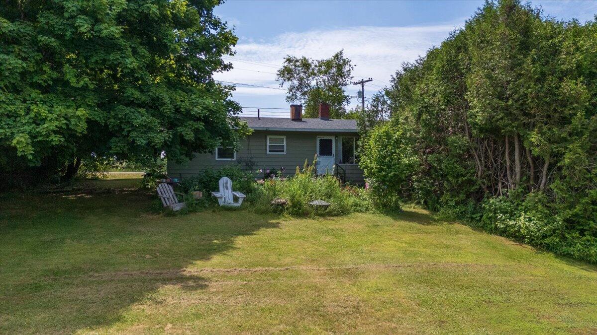 660 Old County Road