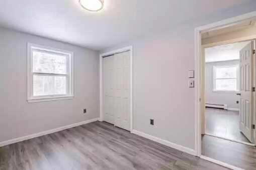 41 Forest Street W