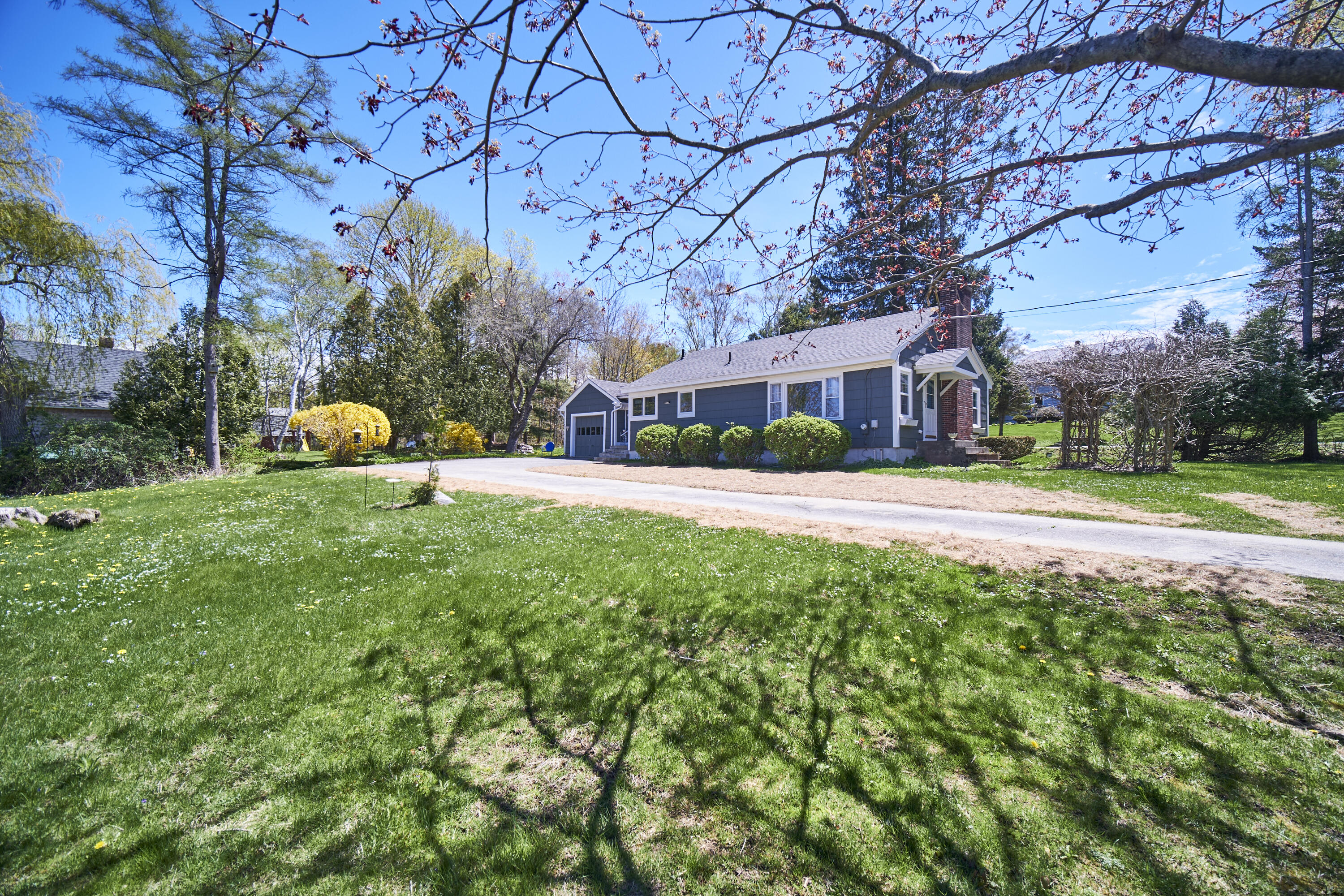 14 Woods Road