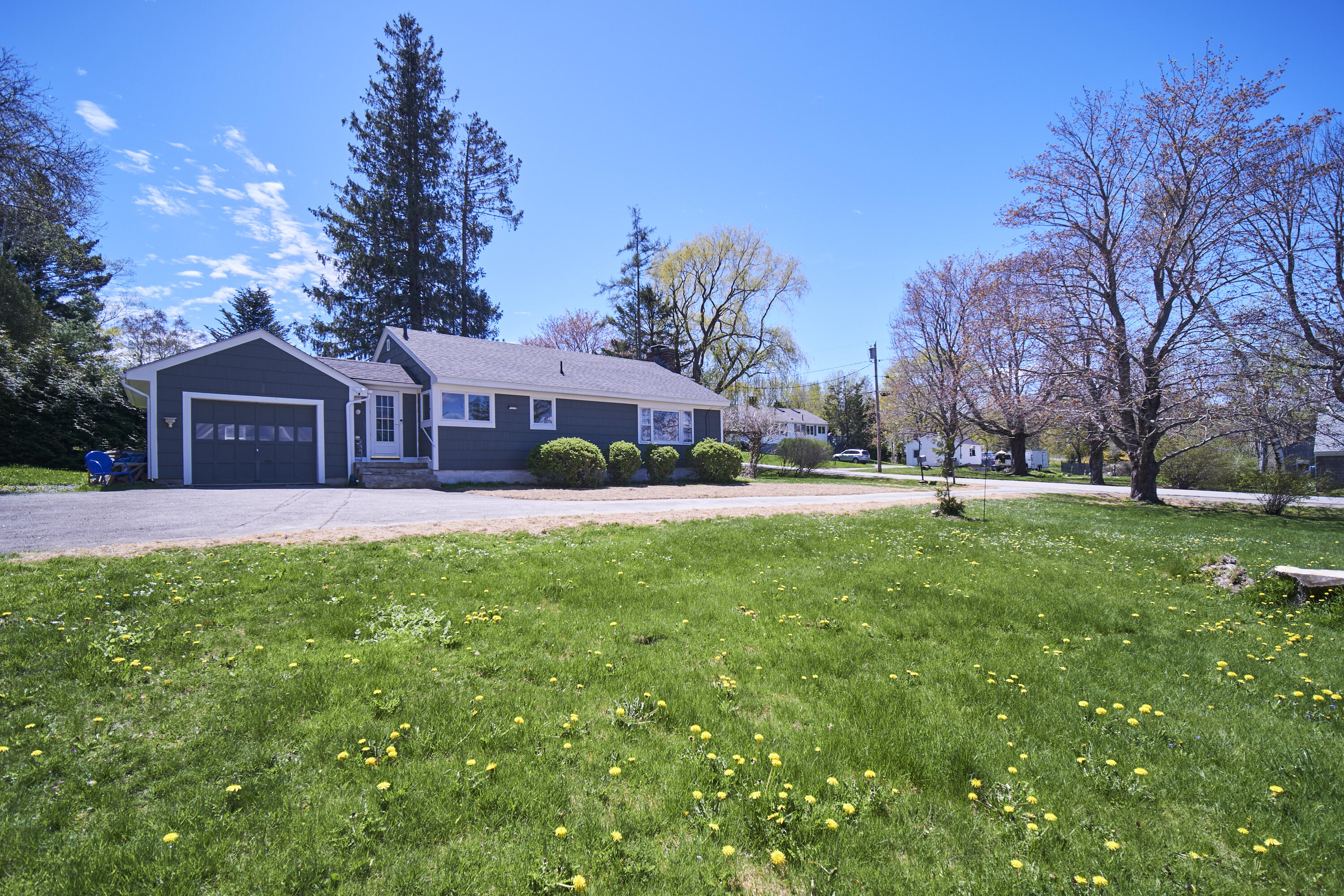 14 Woods Road