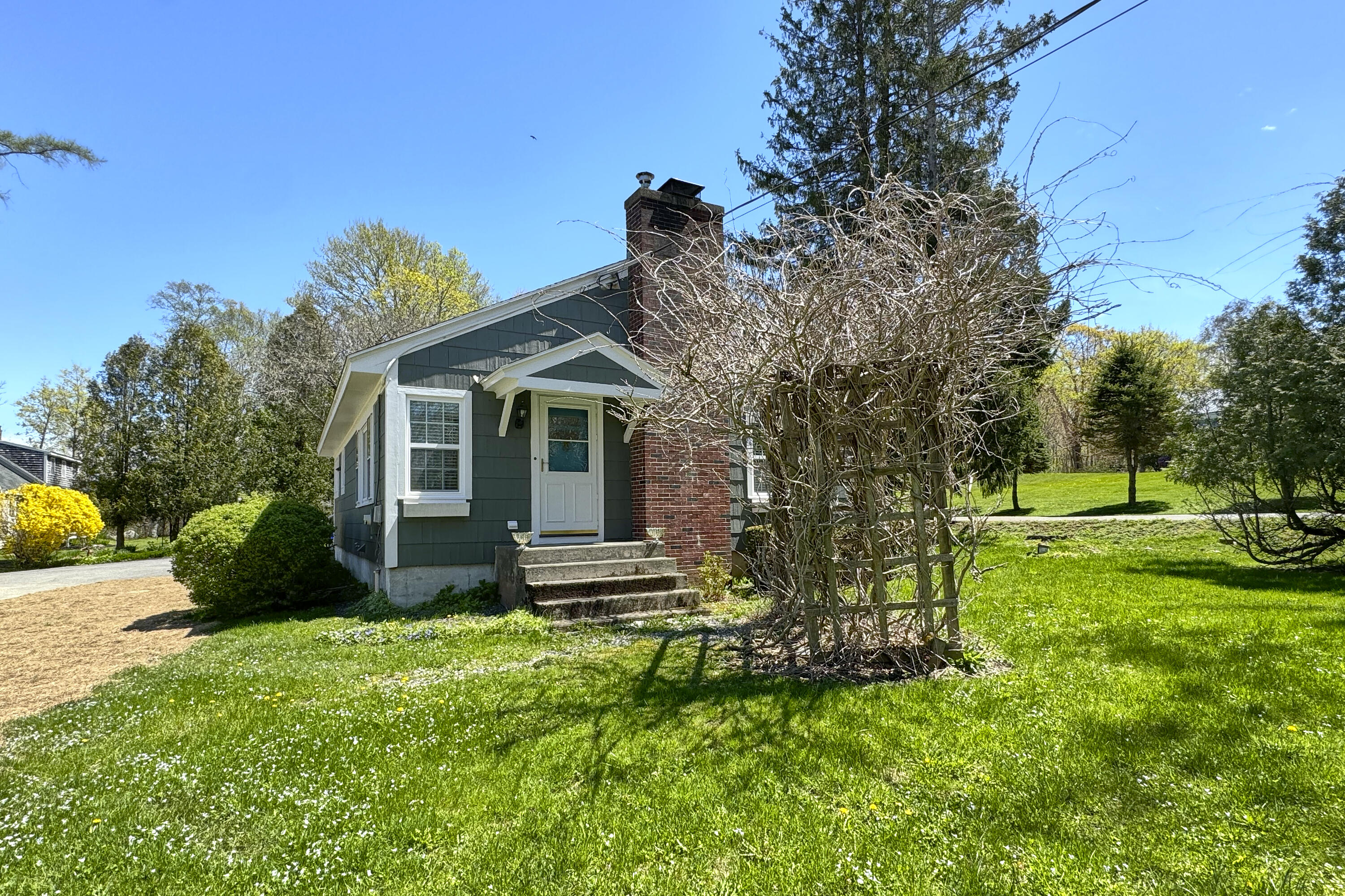 14 Woods Road