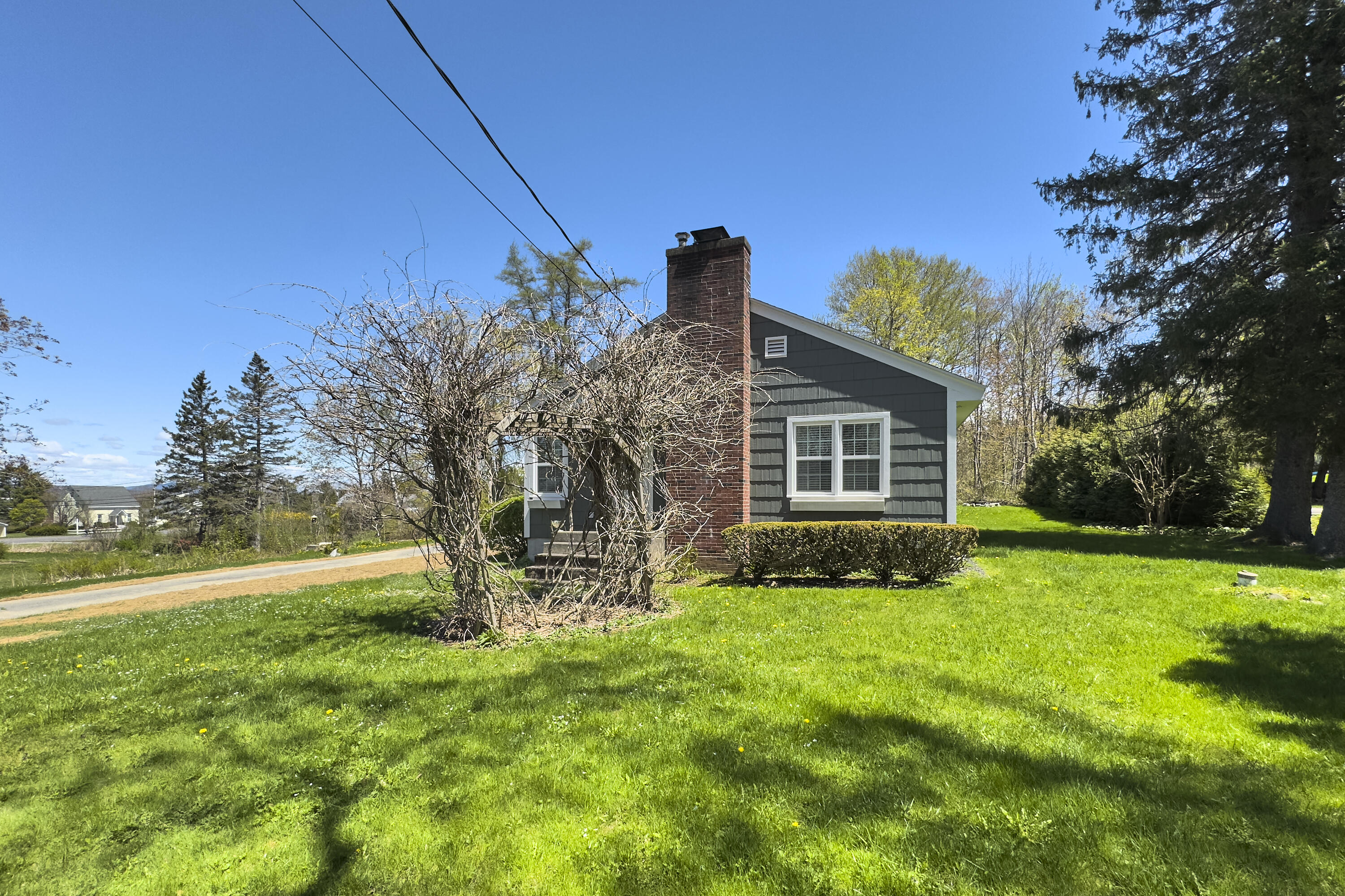 14 Woods Road