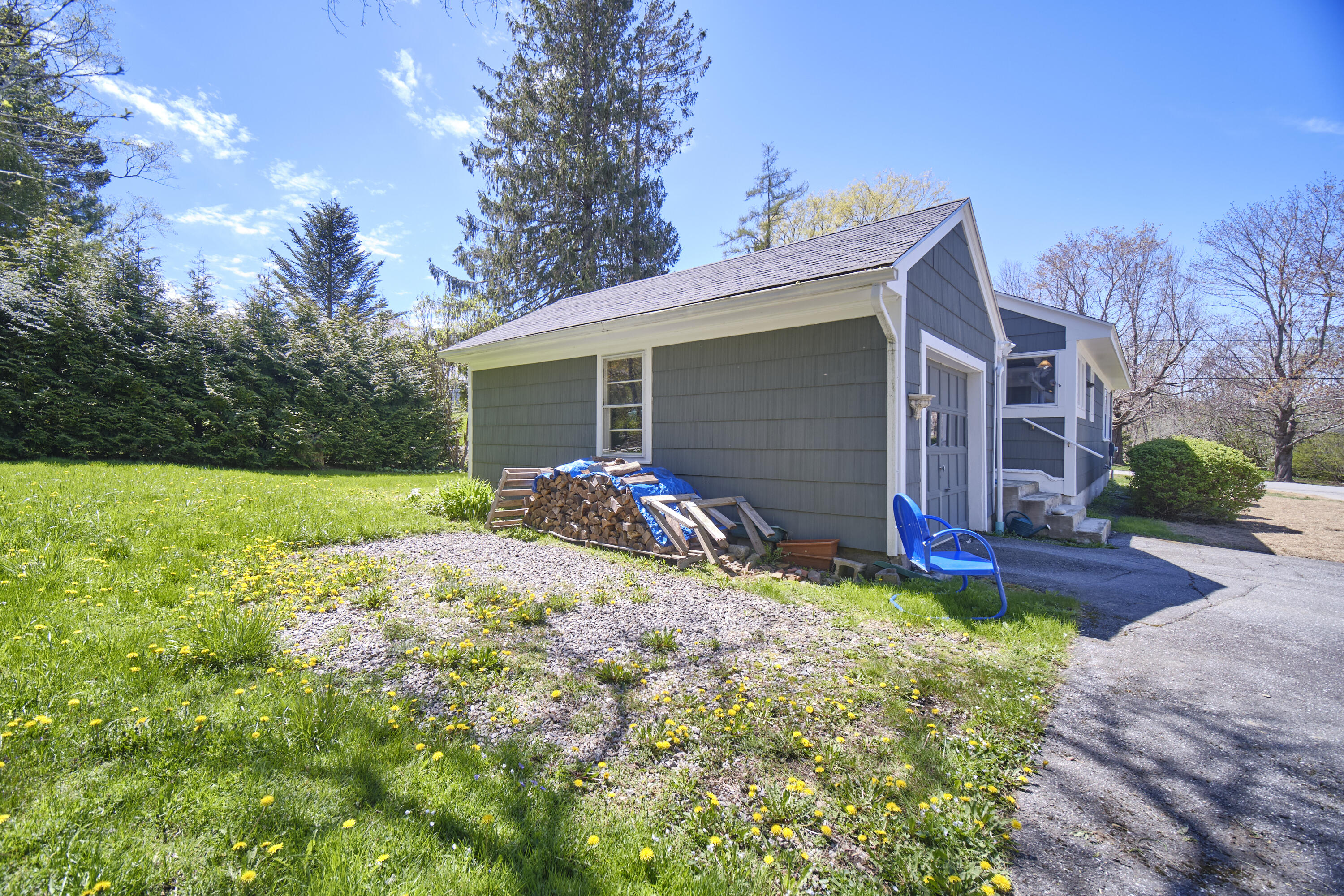 14 Woods Road