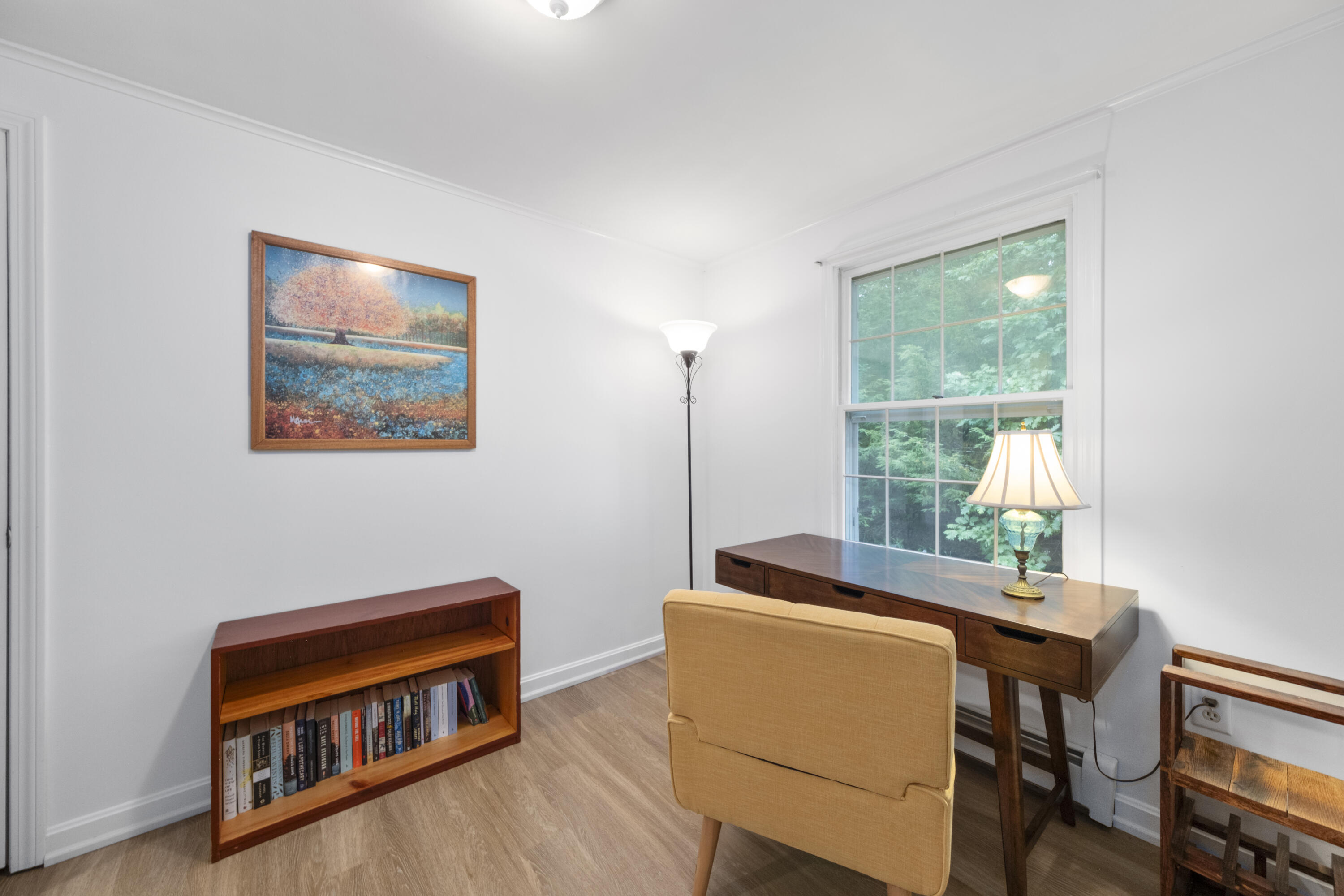 9 Woodcrest Avenue