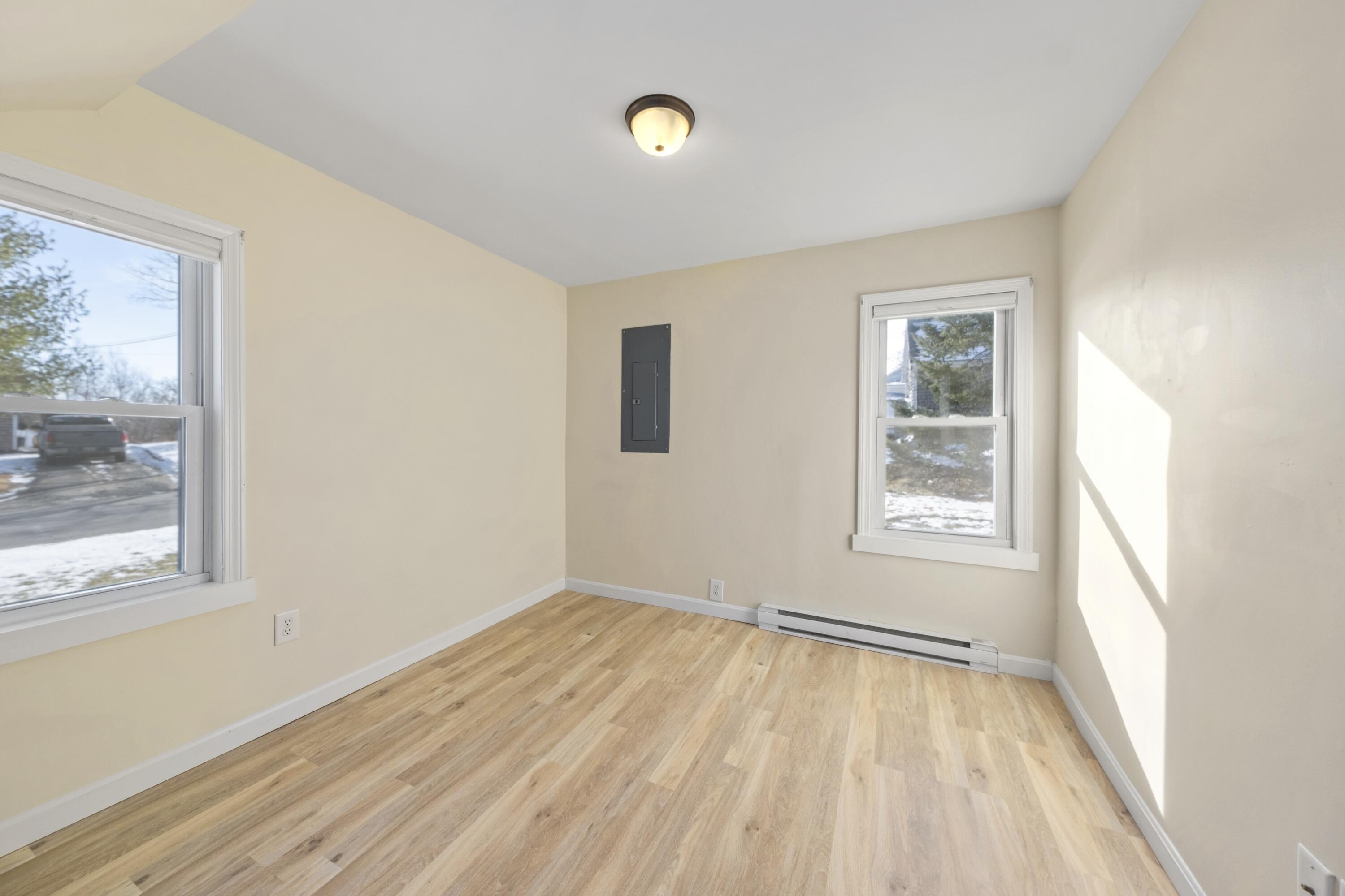 13 Glenwood Avenue