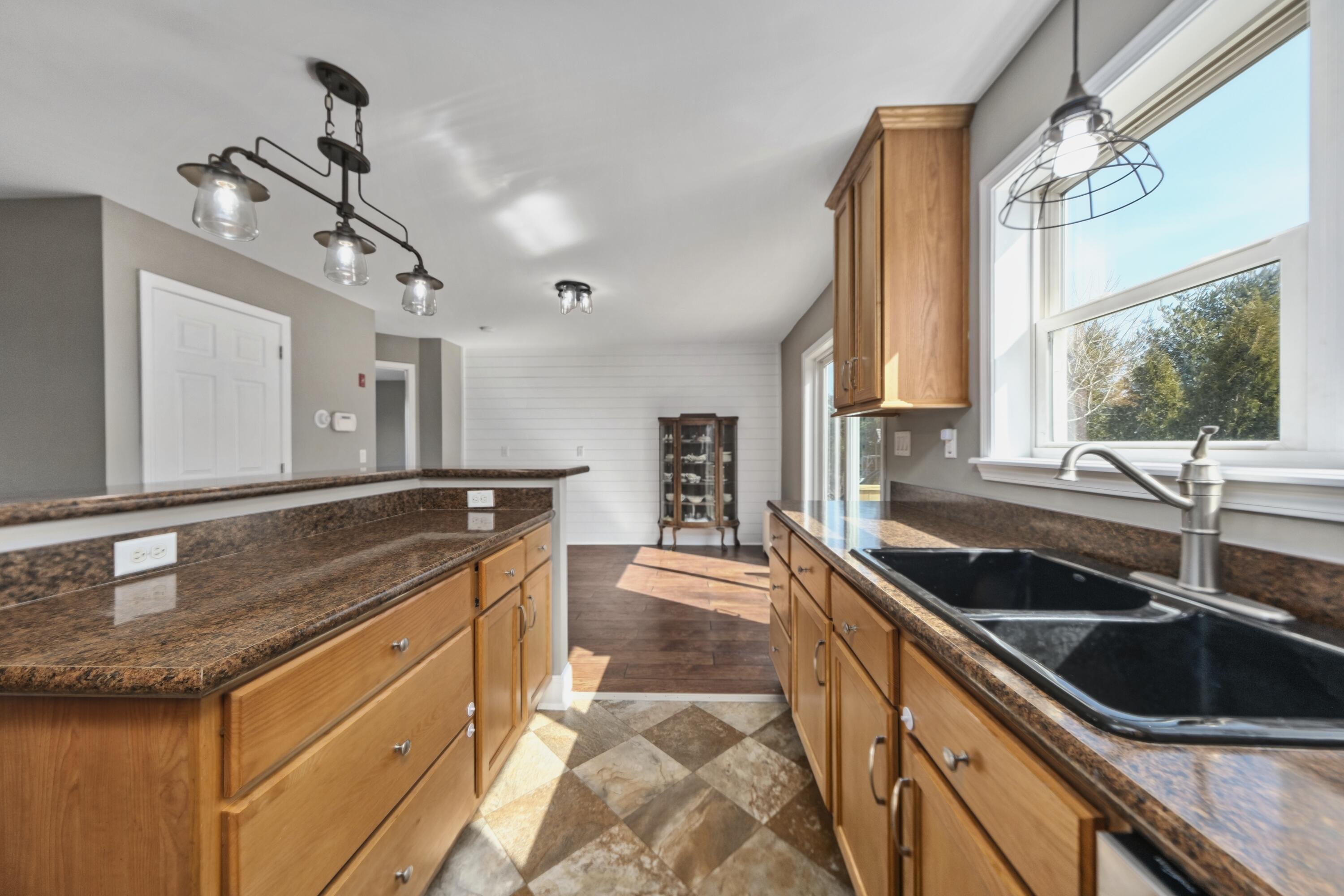 11 Meadow Lane