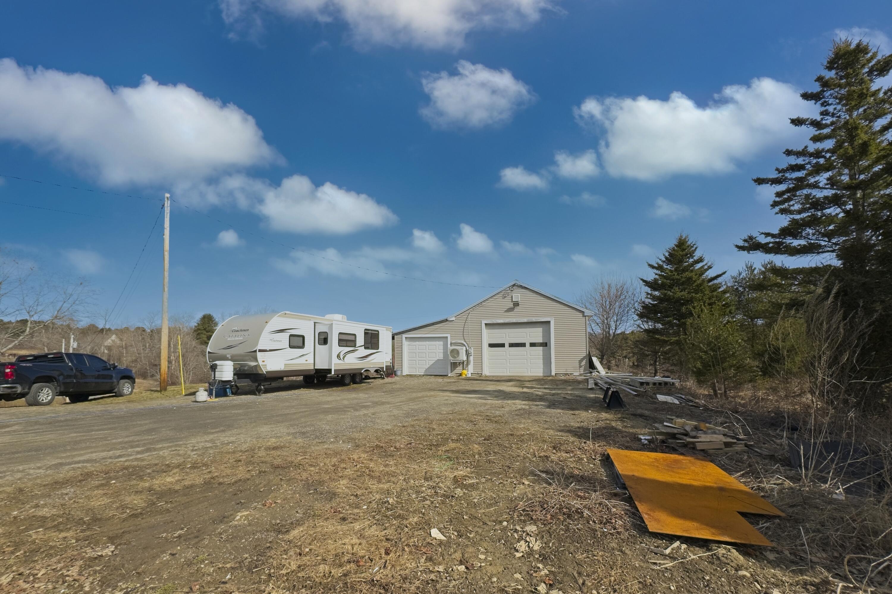 11 Meadow Lane
