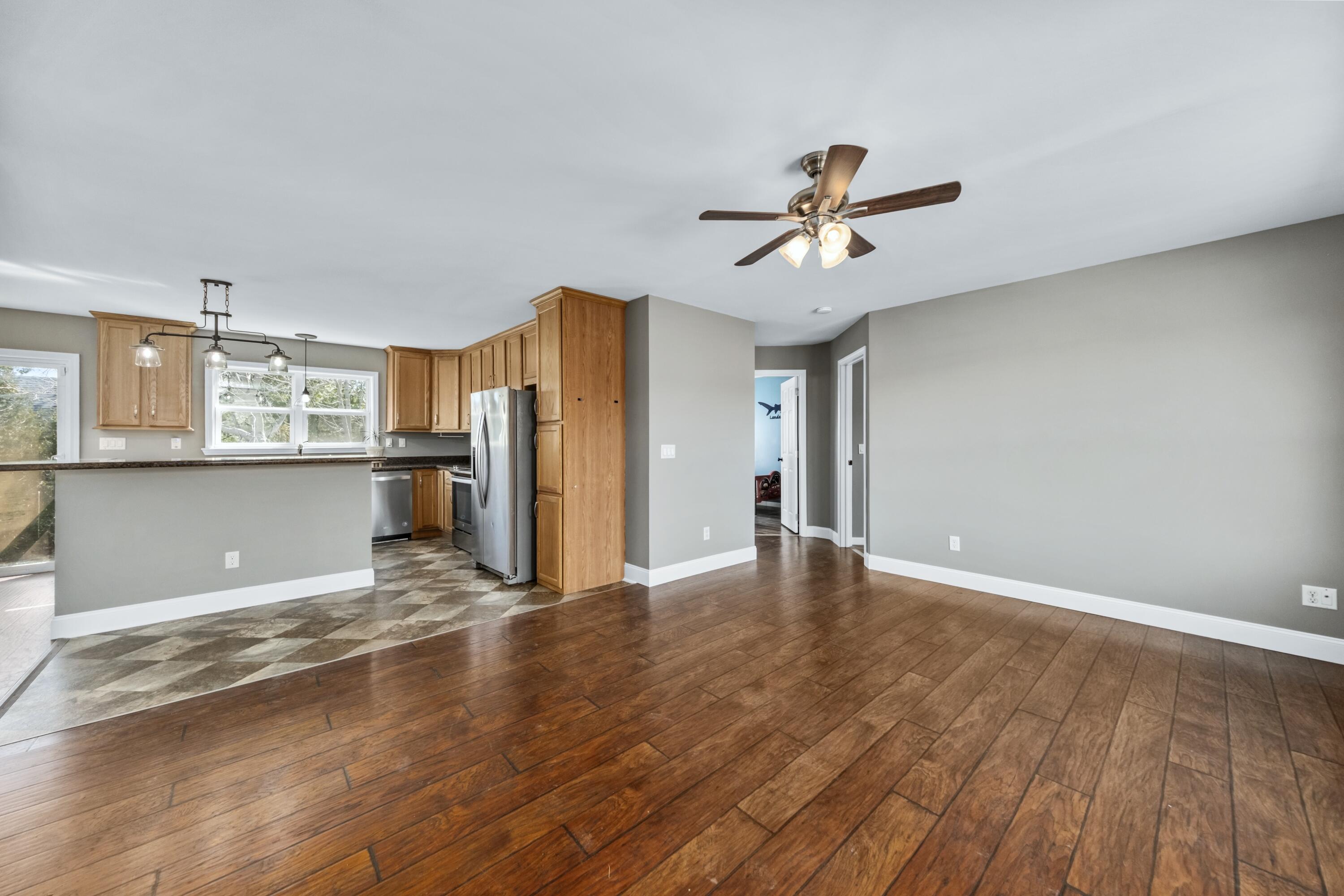 11 Meadow Lane