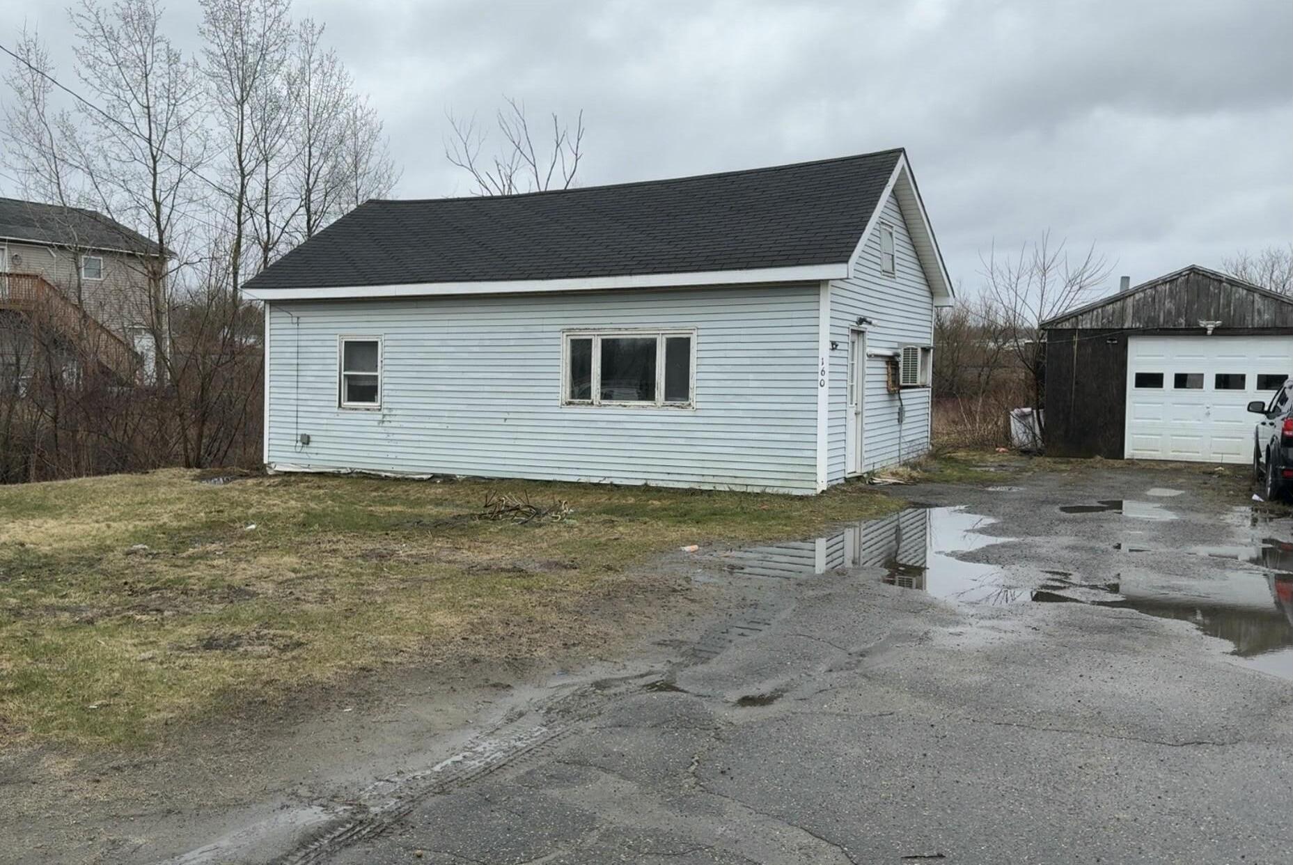 160 New County Road