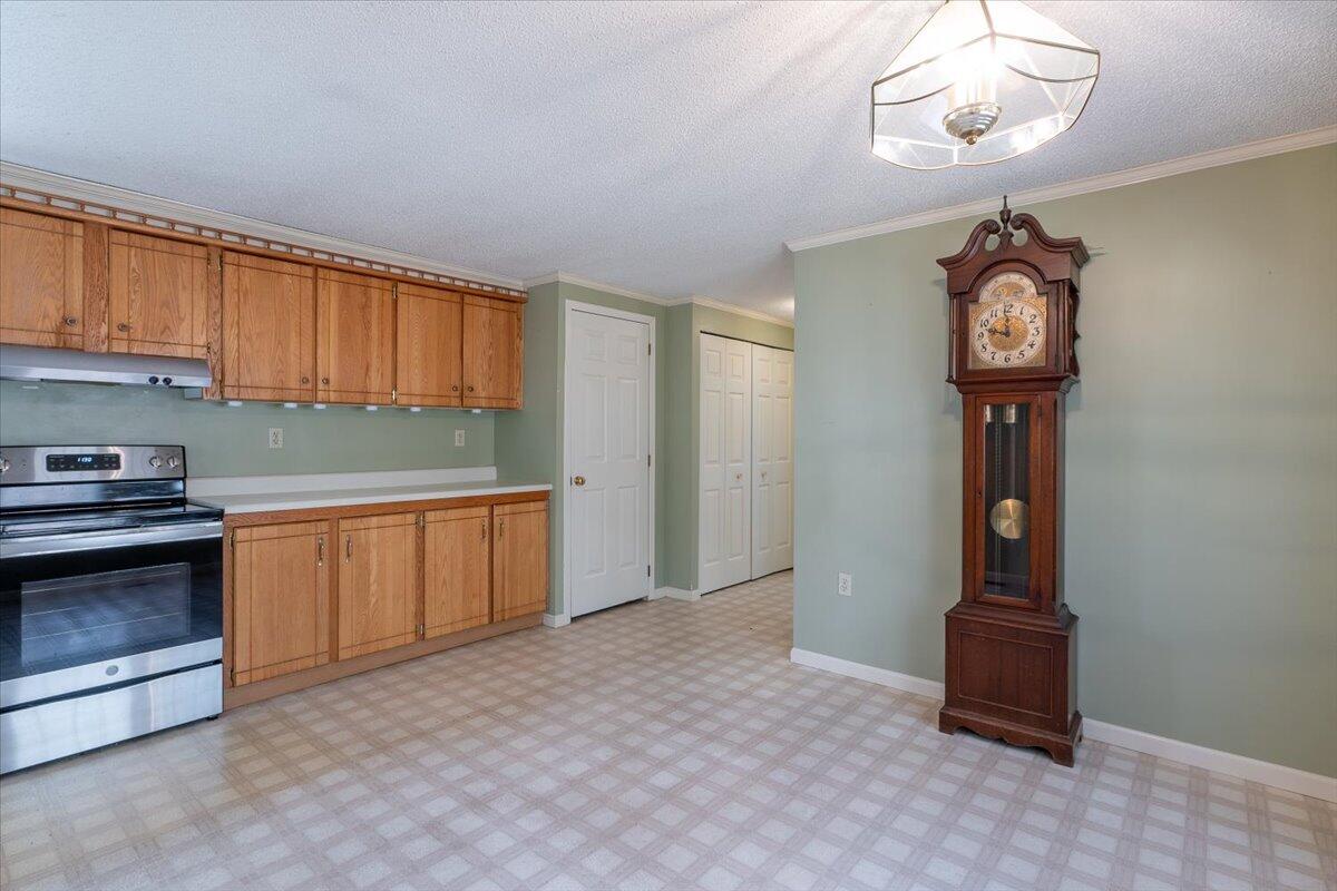 65 Stoneybrook Lane
