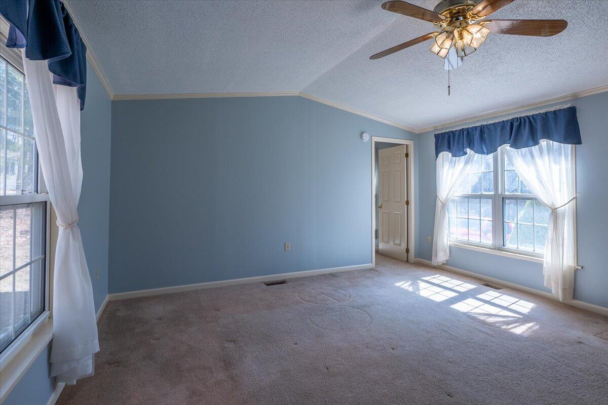65 Stoneybrook Lane