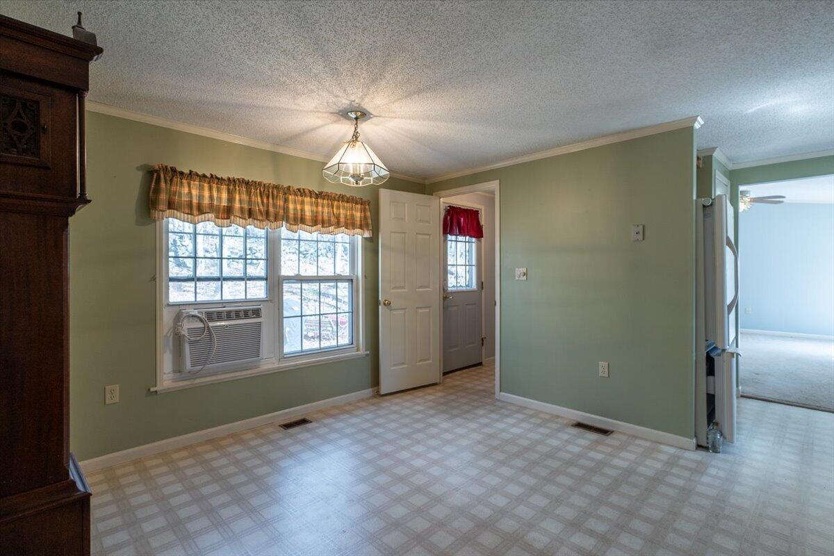 65 Stoneybrook Lane