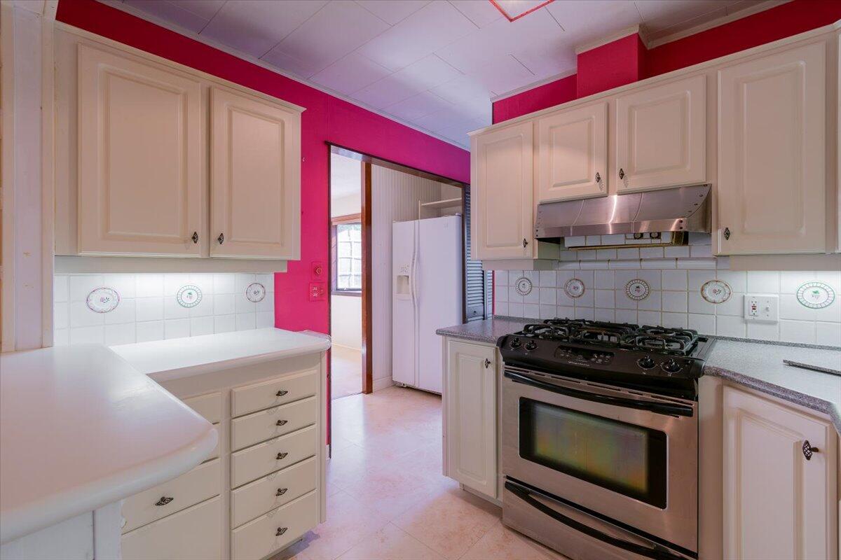 378 N Shore Drive