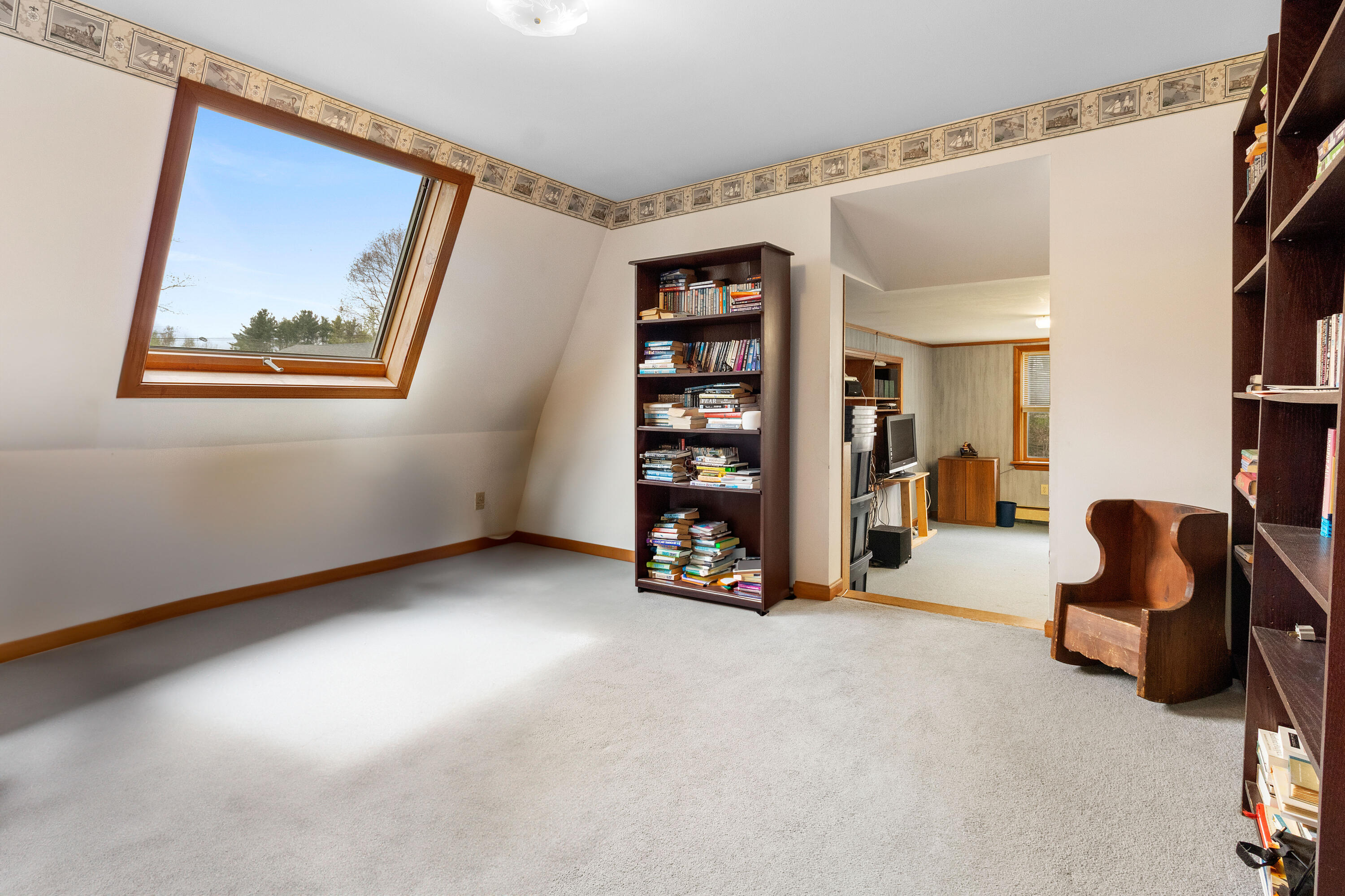 289 W Washington Road