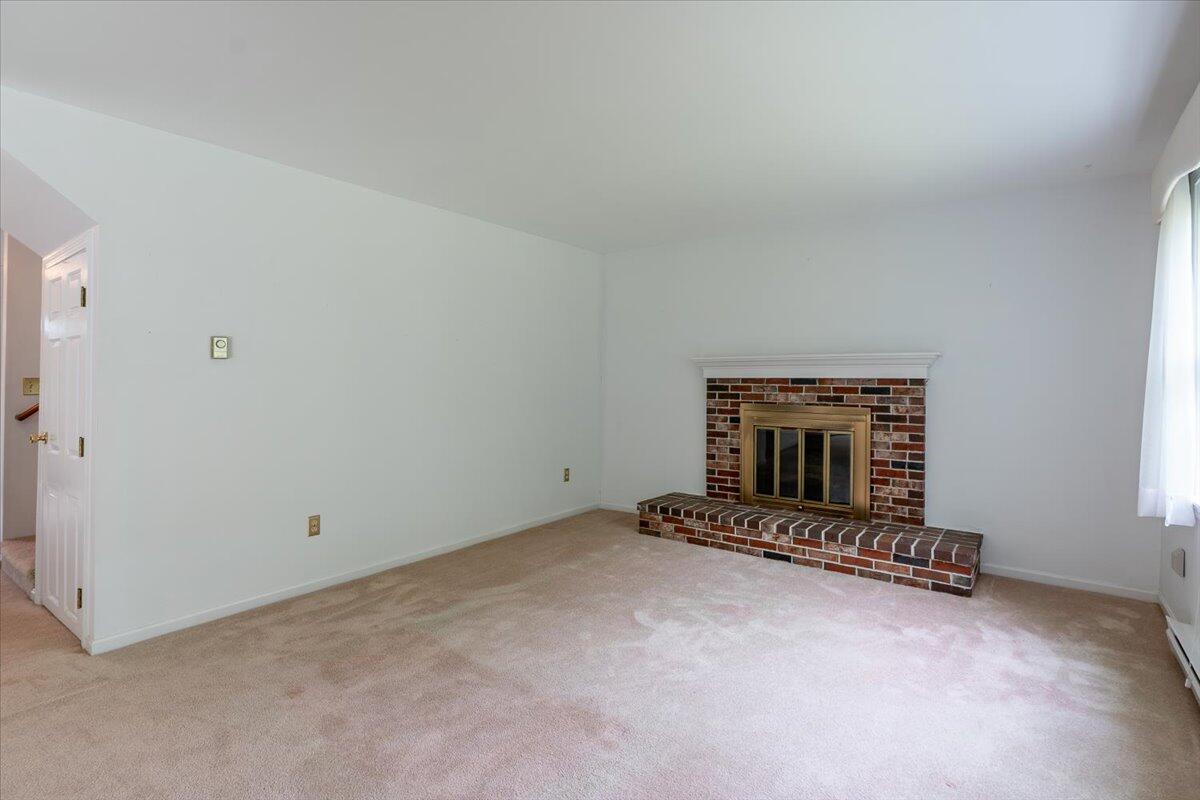 25 Schooner Drive