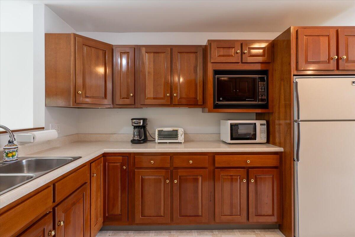 25 Schooner Drive