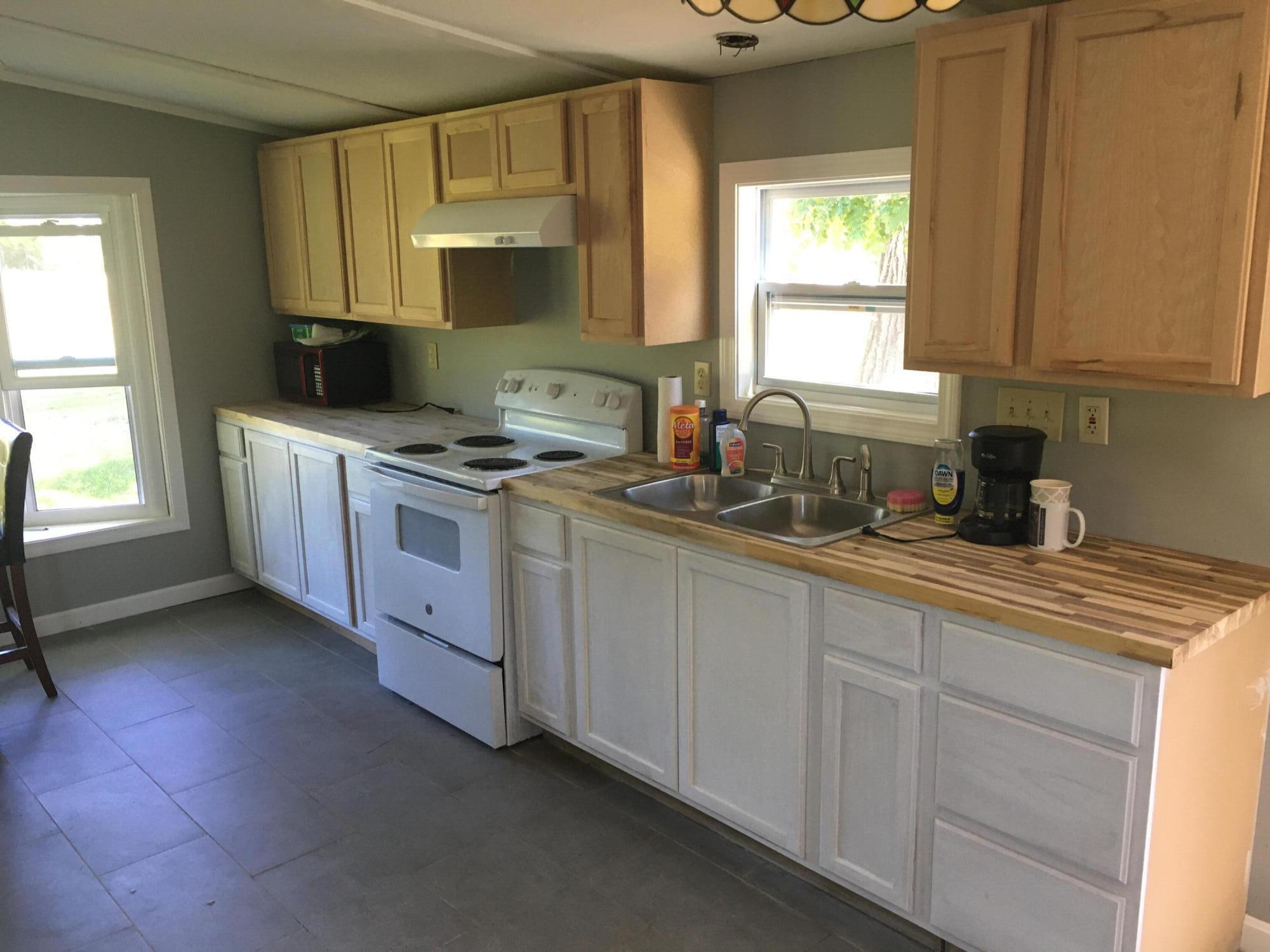 579 Commercial Street