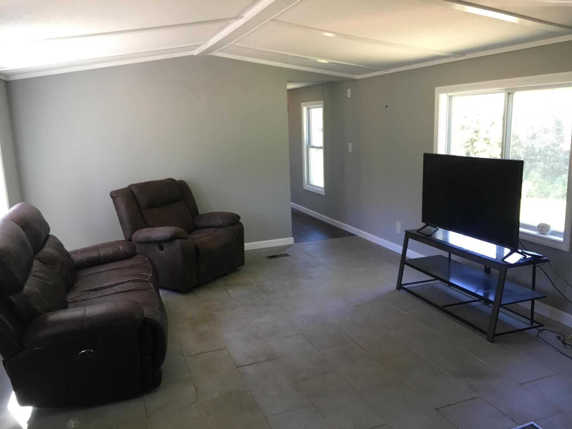 579 Commercial Street