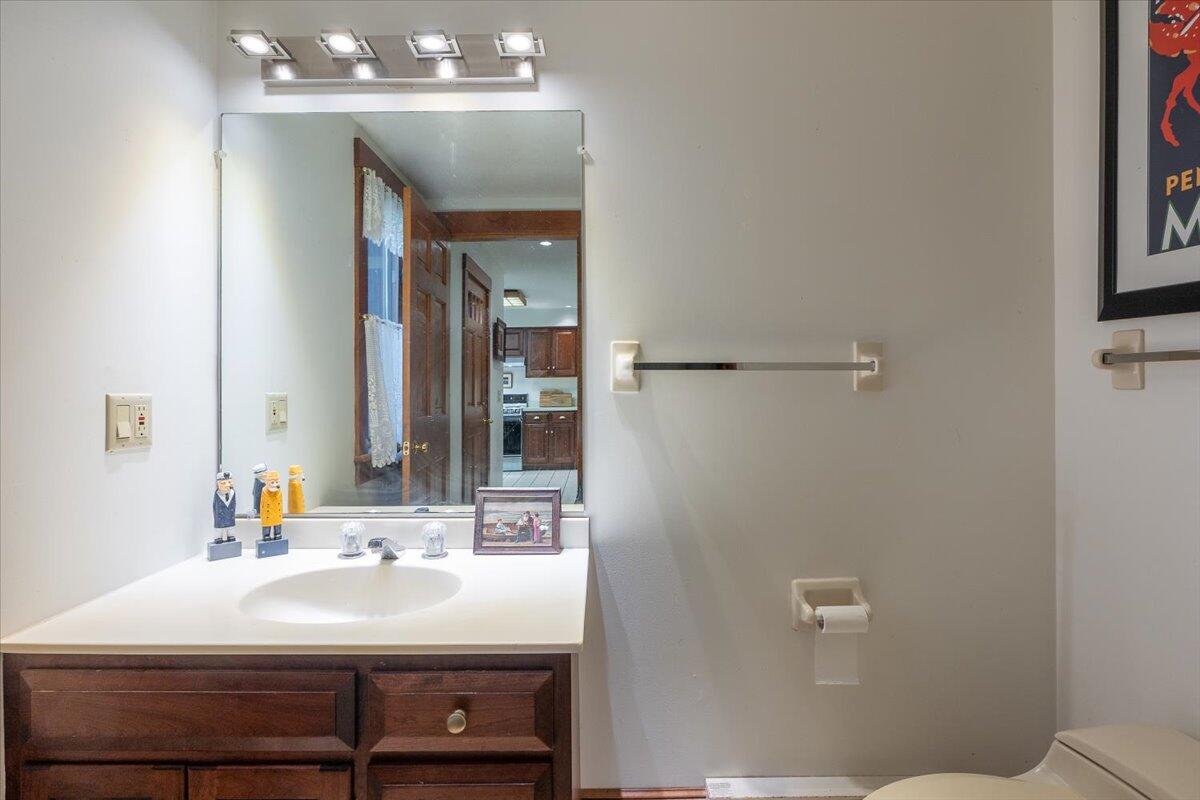 10 Harbor Drive, 10, Lincolnville Unit: 10
