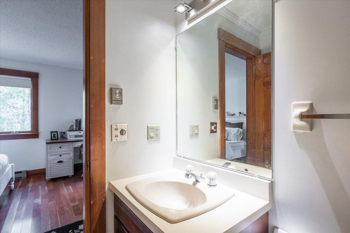 10 Harbor Drive, 10, Lincolnville Unit: 10