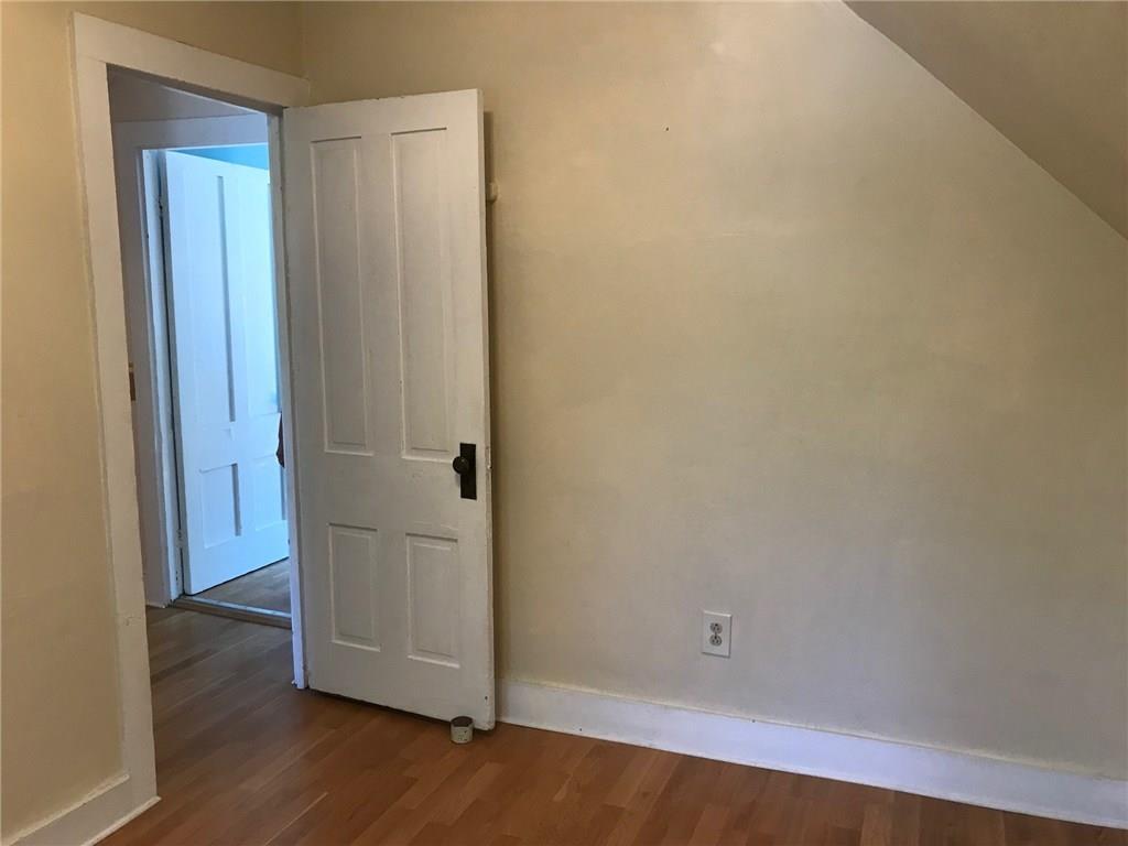 15 Ingraham Lane