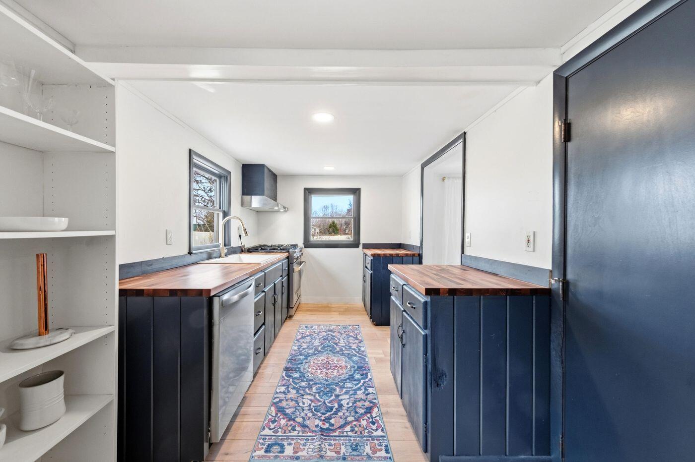 508 S Shore Drive