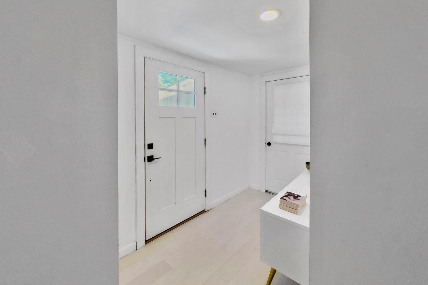 508 S Shore Drive