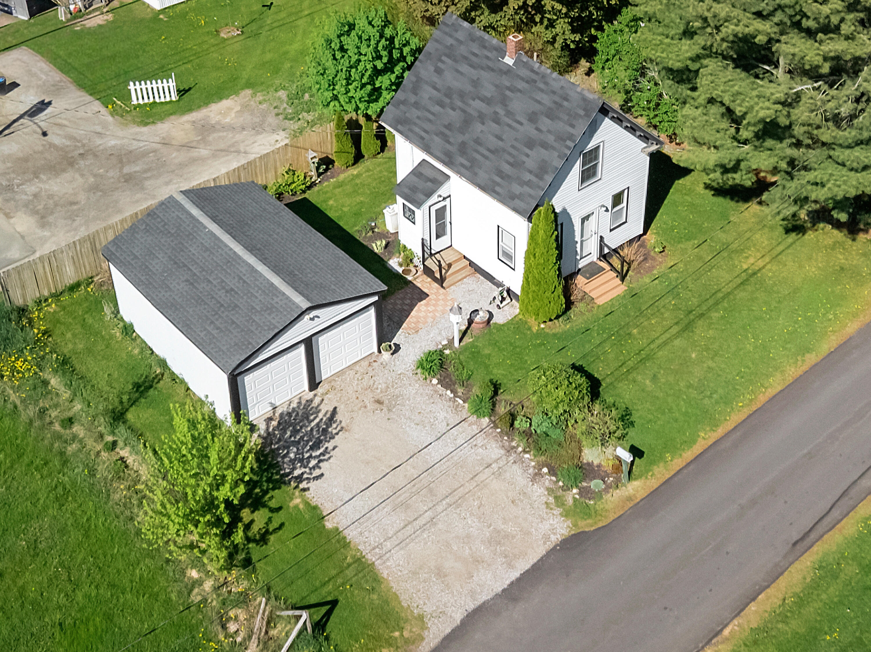30 Admontem Avenue