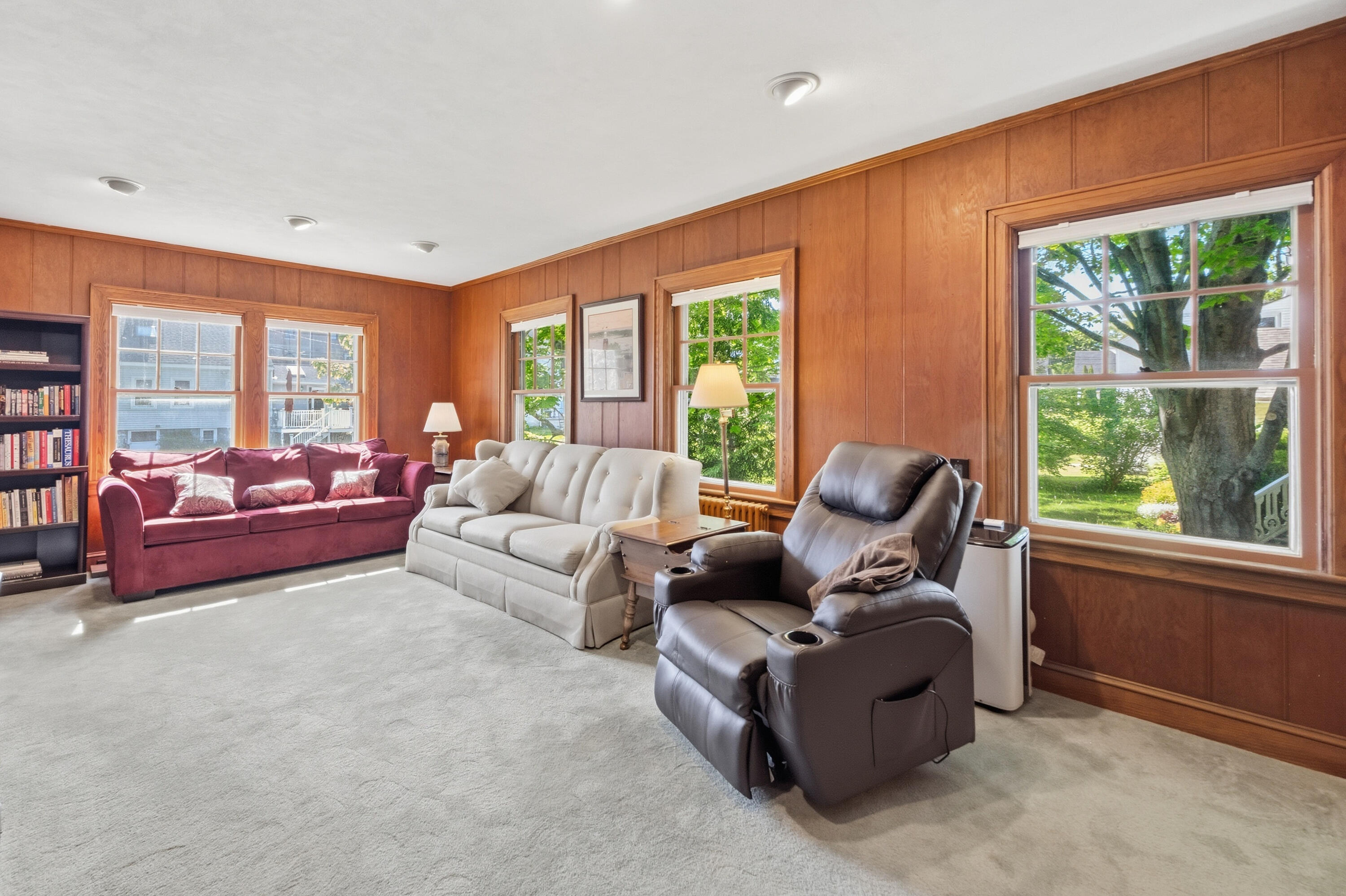 76 Limerock Street