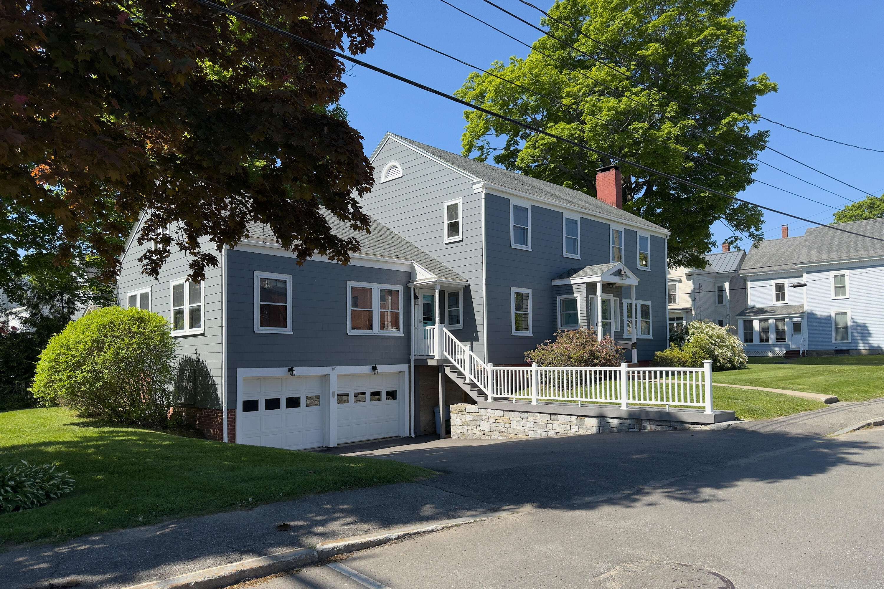 76 Limerock Street
