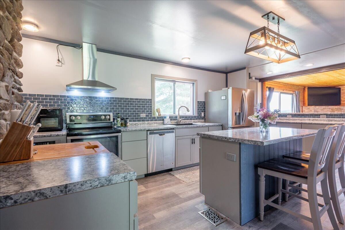 22 Oyster River Road