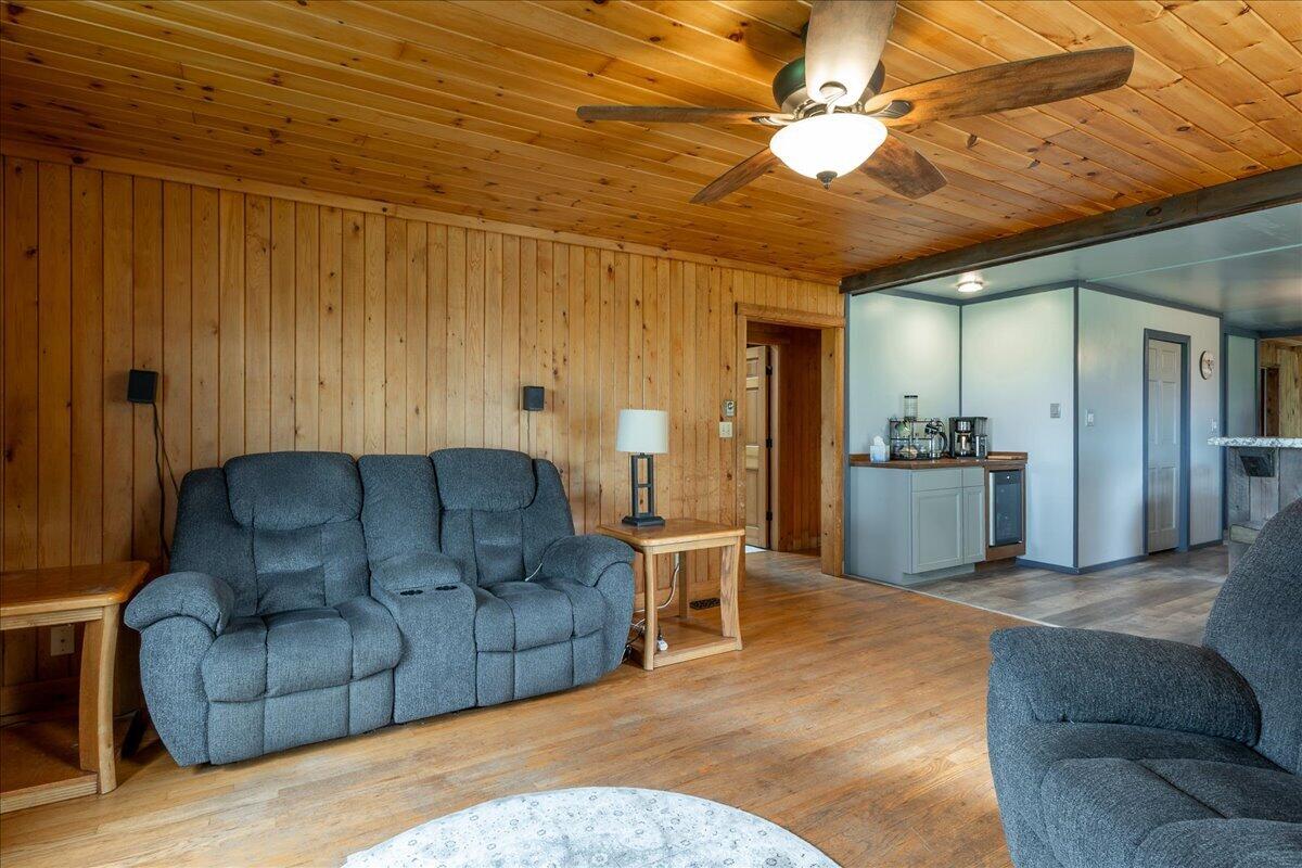22 Oyster River Road