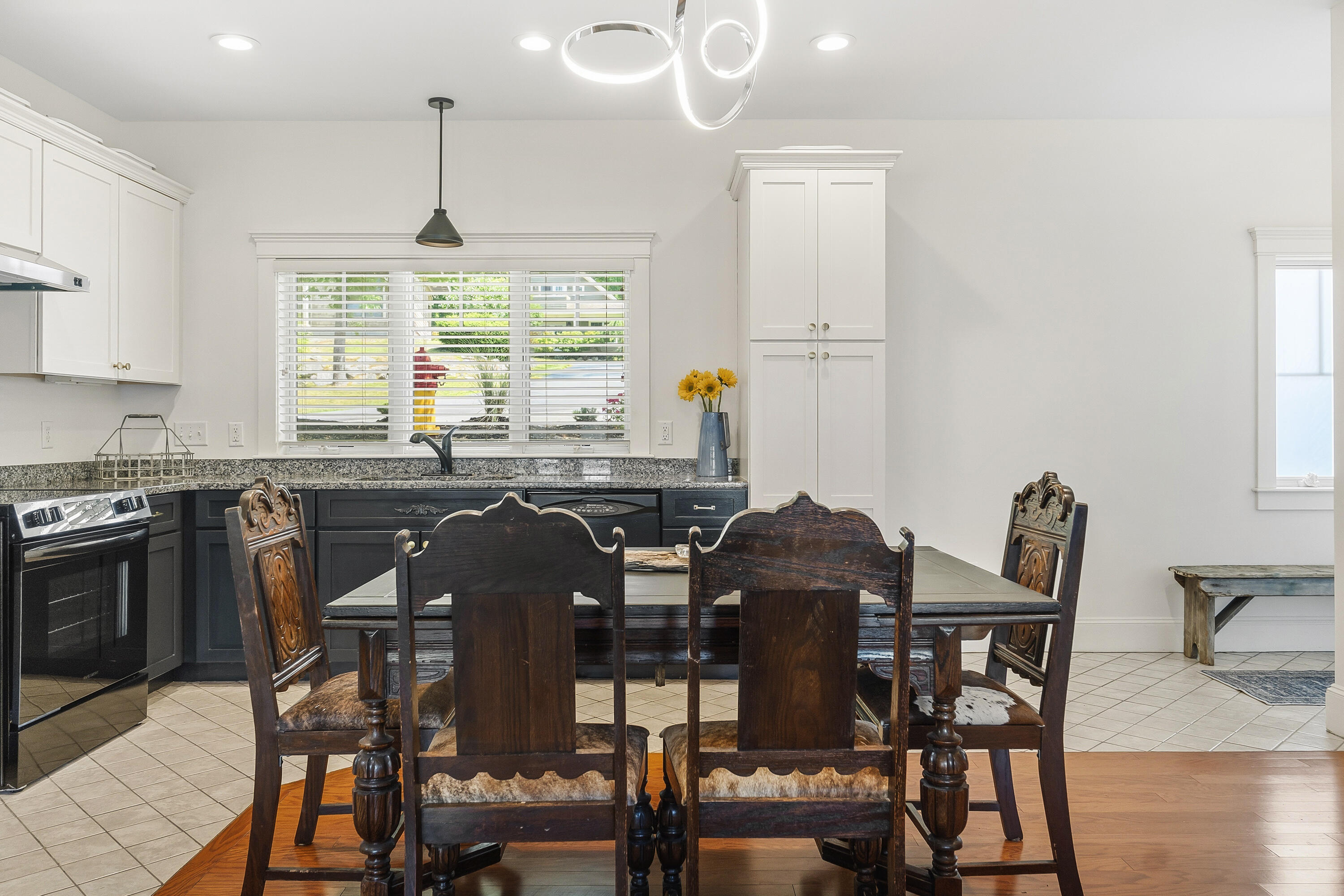 71 Village Way 506