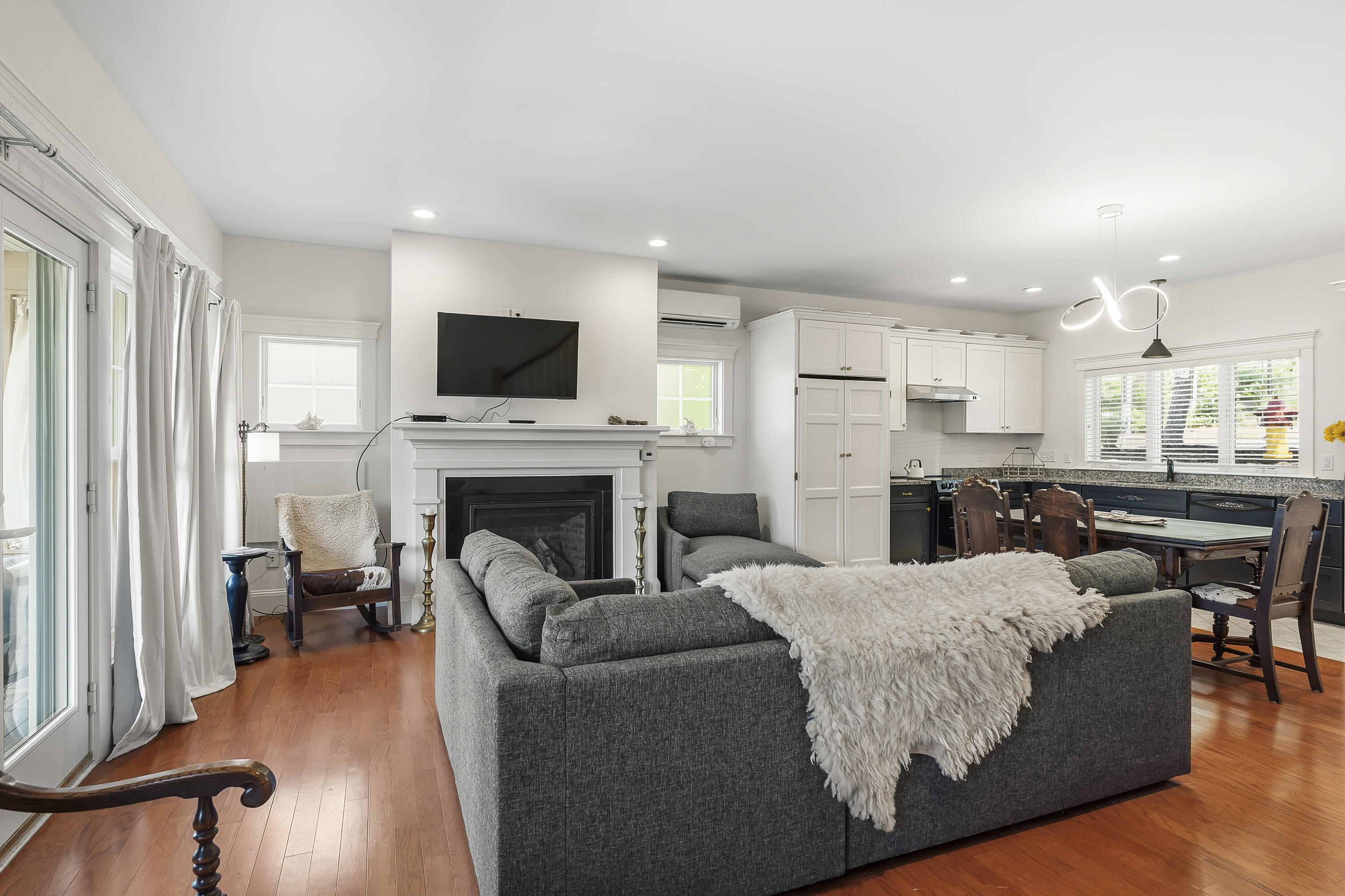 71 Village Way 506